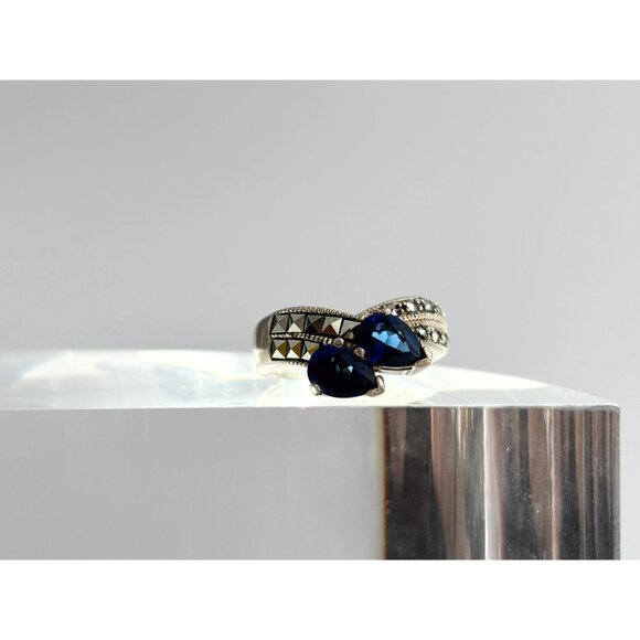 Blue Sapphire & Marcasite Accented 925 Sterling Silver Vintage Ring - sz 6.75 - Picture 13 of 13